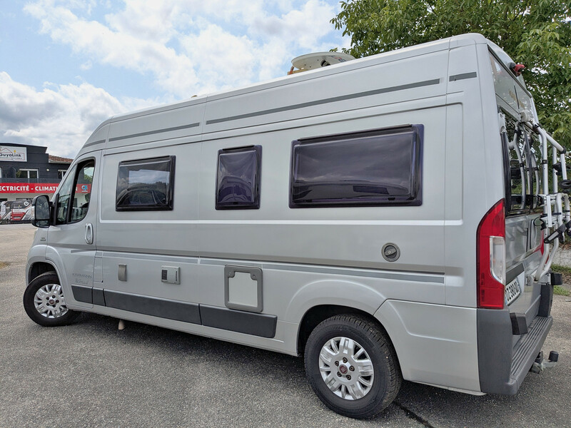43701-07-2048.jpg