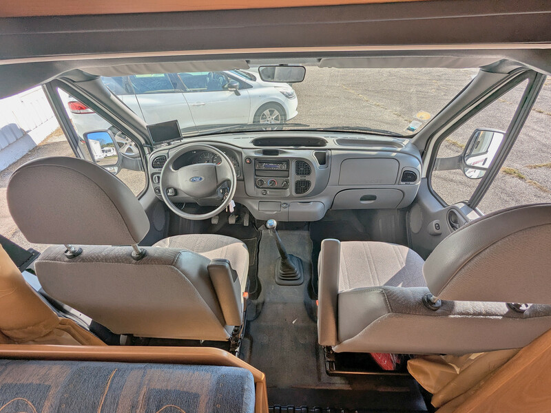 43797-02-2048.jpg
